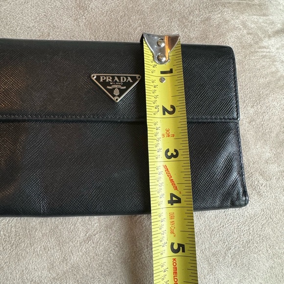 Prada Black Wallet - Picture 10 of 11